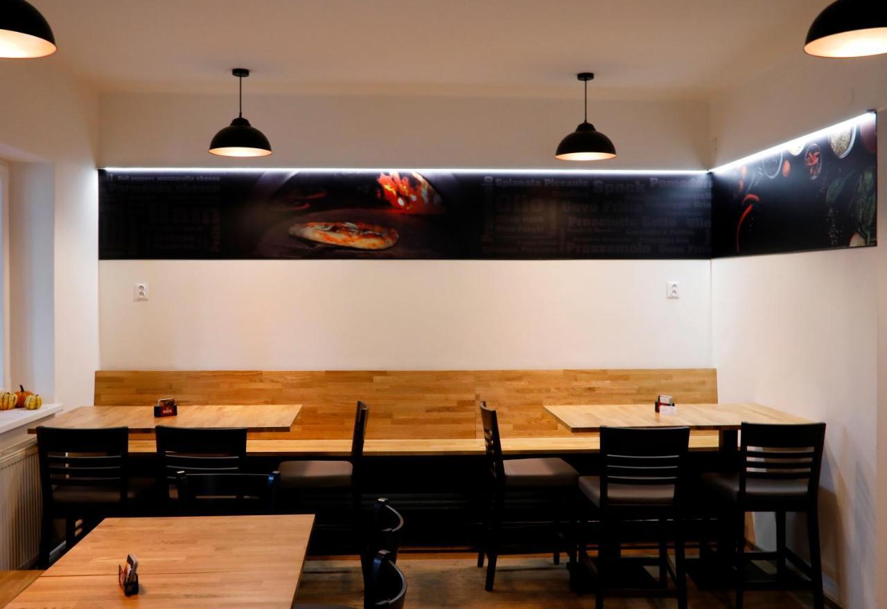Penzion&Pizzerie U Massima Vyškov Εξωτερικό φωτογραφία